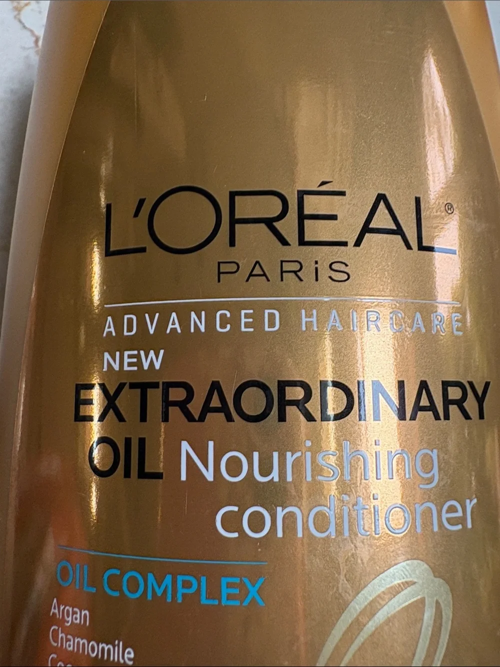 NWOT L’Oréal Extraordinary Oil Nourishing Hair Conditioner -